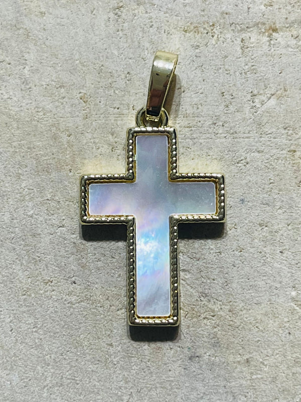 Pendentif en Nacre en forme de croix dorée - les bijoux de Thea 