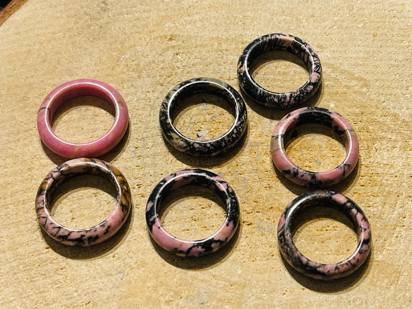 Bague en Rhodonite - les bijoux de Thea