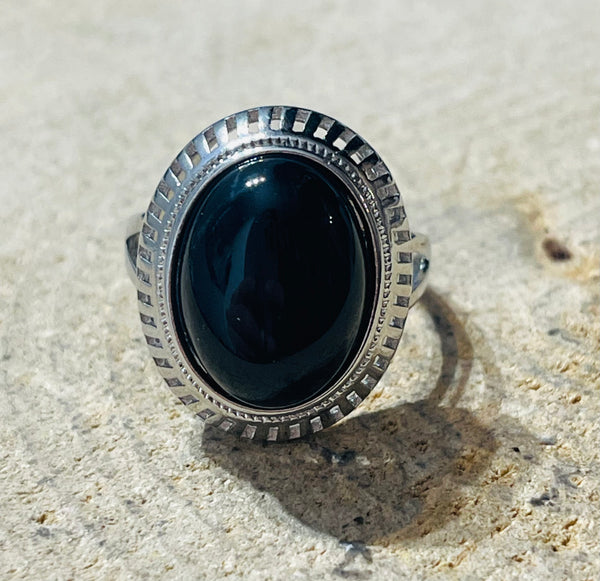 Bague sertie d'un Onyx , Taille 60 - les bijoux de Thea 