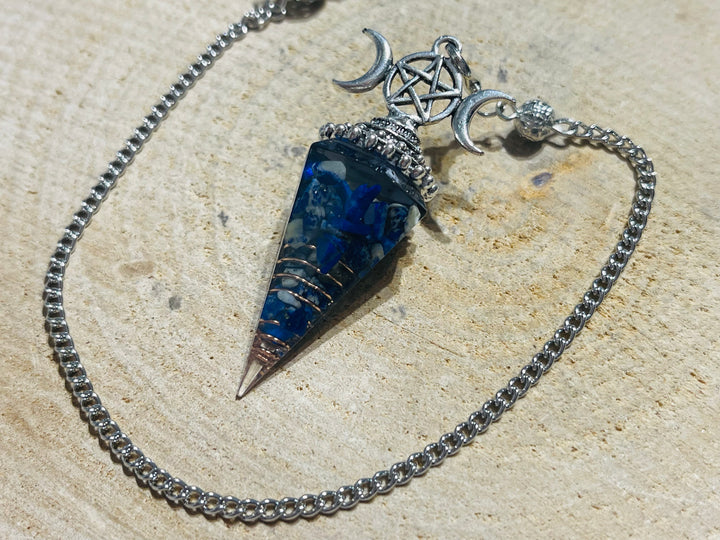 Pendentif / Pendule en Lapis-lazuli avec chaîne - les bijoux de Thea 