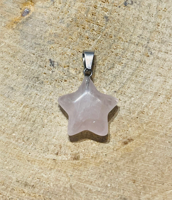 Pendentif Étoile en Quartz rose - les bijoux de Thea 