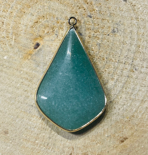 Pendentif en Aventurine verte en forme de goutte d’eau - les bijoux de Thea 