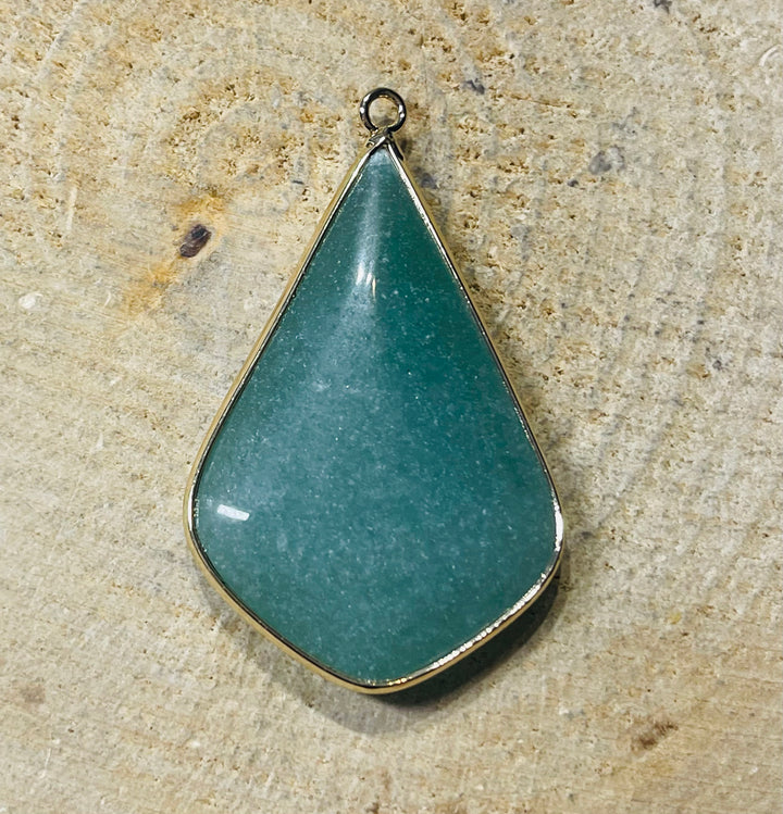 Pendentif en Aventurine verte en forme de goutte d’eau - les bijoux de Thea 