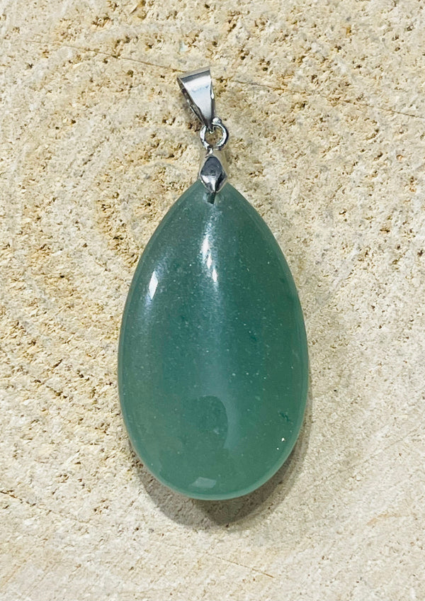 Pendentif en Aventurine verte cabochon - Les bijoux de Théa