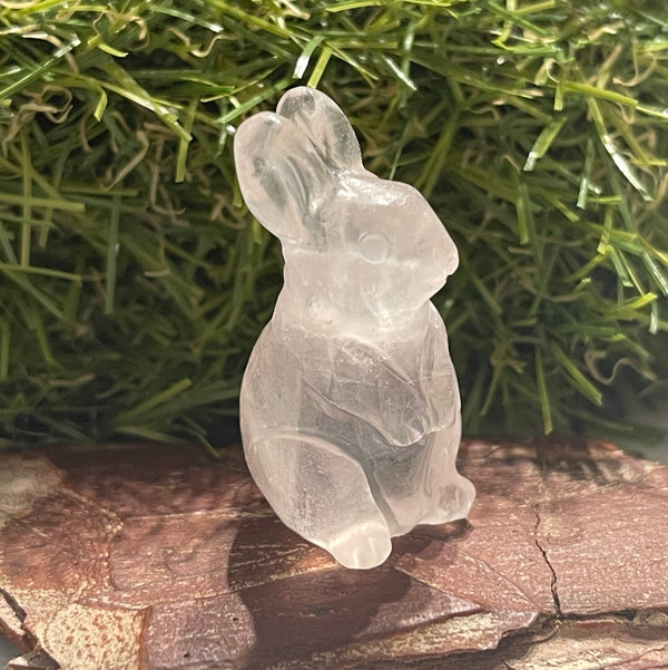 Lapin en Quartz rose - Les bijoux de Théa