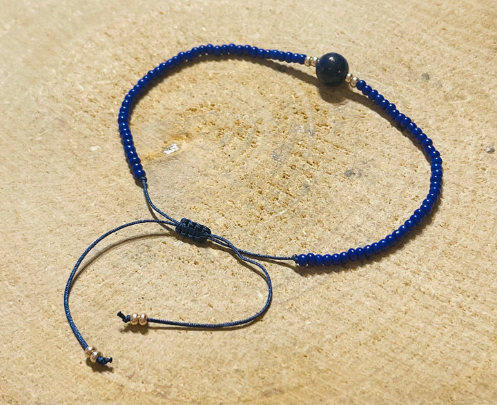 Lot de 5 Bracelets en perle naturelle en Lapis-lazuli et perles de rocailles (15) - les bijoux de Thea 