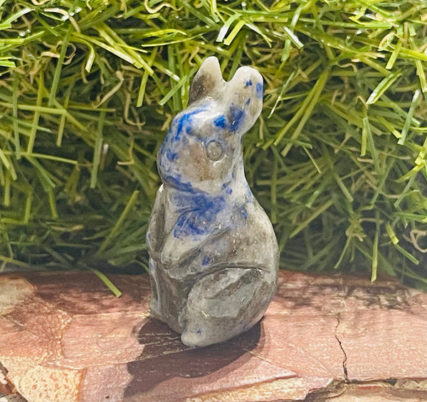 Lapin en lapis-lazuli - Les bijoux de Théa