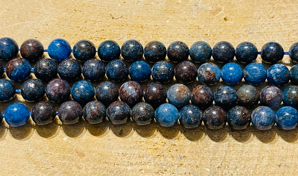 Perles en pierre naturelle en Opale bleue du Perou en 8 mm - les bijoux de Thea 