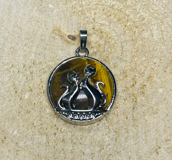 Pendentif Oeil de tigre cabochon avec 2 chats et des étoiles - Les bijoux de Théa