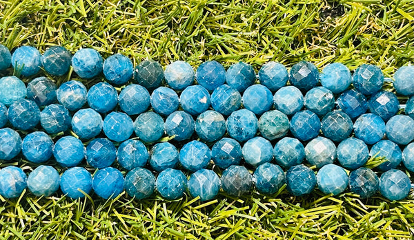 Perles naturelles en Apatite bleue facettée en 8 mm - Les bijoux de Théa