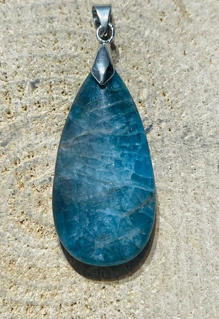 Pendentif cabochon en Apatite au choix - les bijoux de Thea 