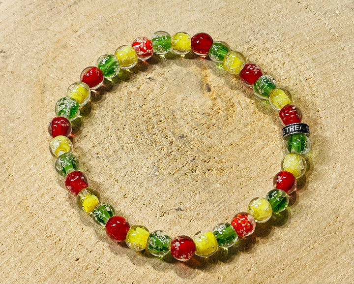 Bracelet en perles Lumineuses 8 mm vert jaune rouge - les bijoux de Thea 