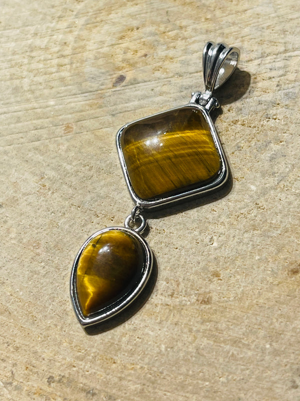 Pendentif articulé en Œil de tigre - les bijoux de Thea 