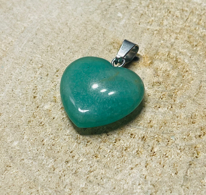 Pendentif en Aventurine verte en forme de cœur - Les bijoux de Théa