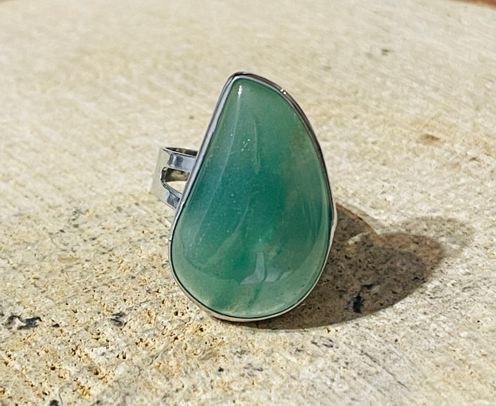 Bague sertie d’une Aventurine verte, taille réglable - les bijoux de Thea 