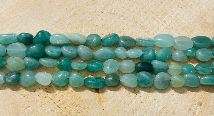 Perles naturelles en Aventurine verte en Nuggets de 4 - 9 mm - Les bijoux de Théa