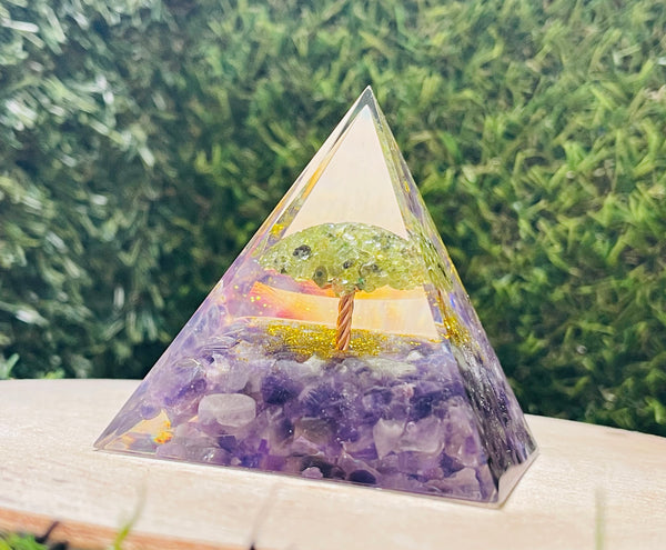 Orgonite avec Amethyste et Péridot (3) - Les bijoux de Théa