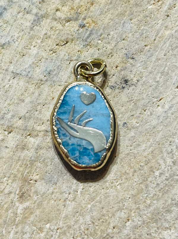 Breloque / Pendentif en Apatite et cœur - les bijoux de Thea 
