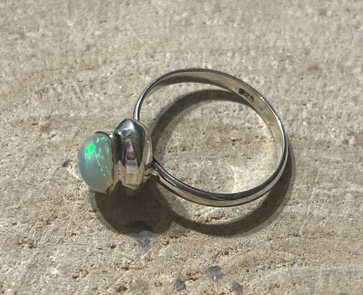 Bague en Argent 925 sertie d'une Opale Welo d’Ethiopie, Taille 56 - les bijoux de Thea 