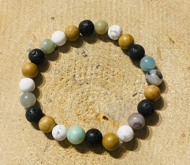 Lot de 5 Bracelets en perles en pierre naturelle Howlite, Multi Amazonite, Pierre de lave et bois de Santal 8 mm (81) - les bijoux de Thea 