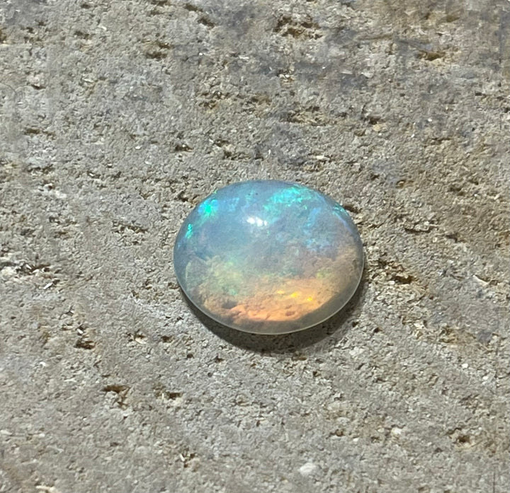 Opale Welo d’Ethiopie cabochon - les bijoux de Thea
