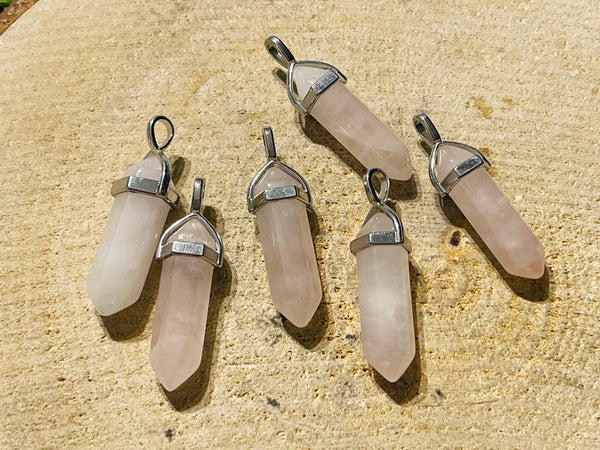 Pendentif / Pendule en Quartz rose prisme - les bijoux de Thea 