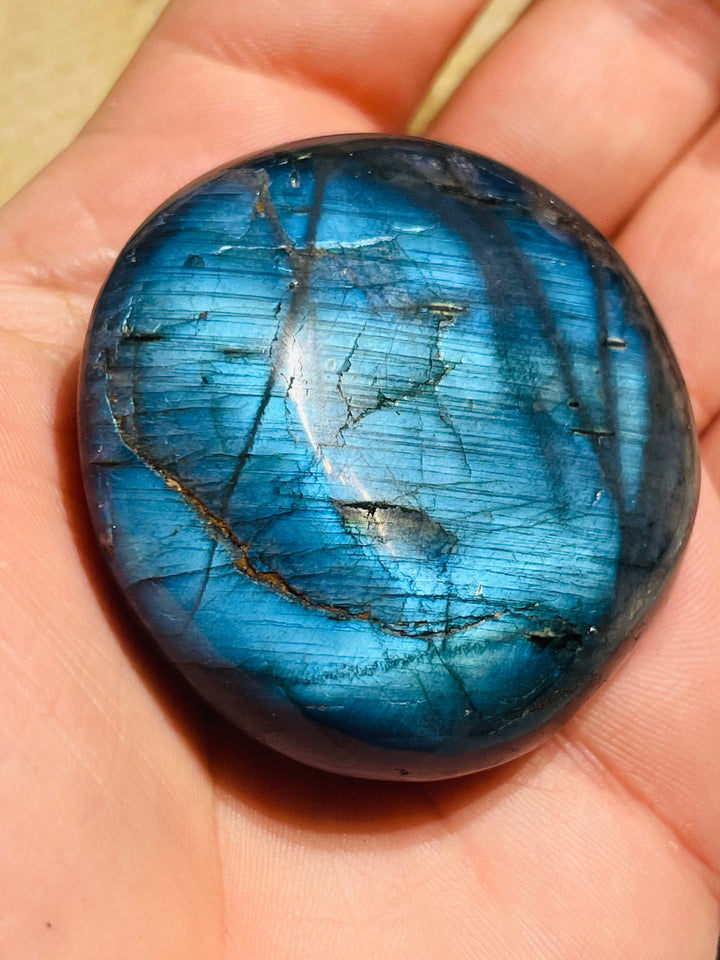 Gros Galet en Labradorite bleue (1) - les bijoux de Thea