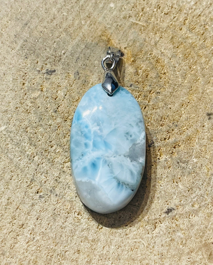 Pendentif en Larimar - les bijoux de Thea 