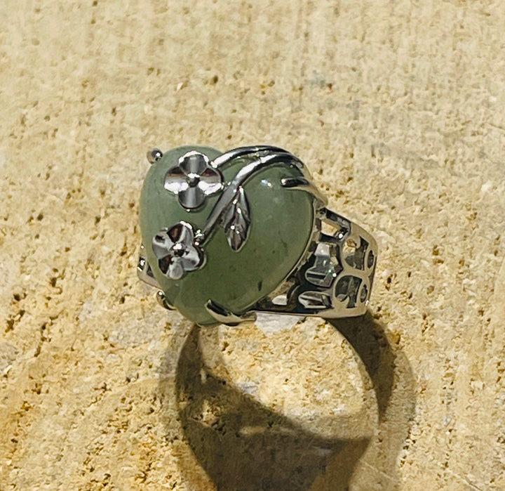 Bague Coeur en Aventurine verte, Taille 53-58 (réglable) - les bijoux de Thea 