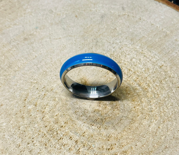 Bague phosphorescente bleue en Acier, taille 64 - Les bijoux de Théa