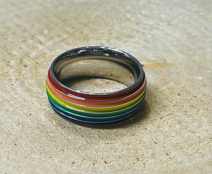 Bague en Acier au Titane arc en ciel LGBT, Taille 55 - Les bijoux de Théa