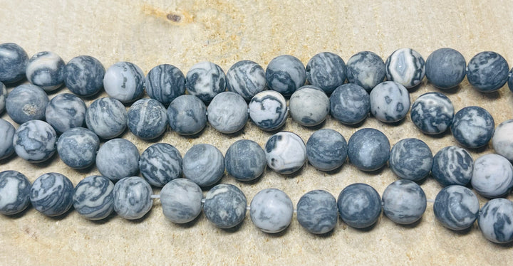 Perles naturelles en Jaspe gris mat en 8 mm - les bijoux de Thea 