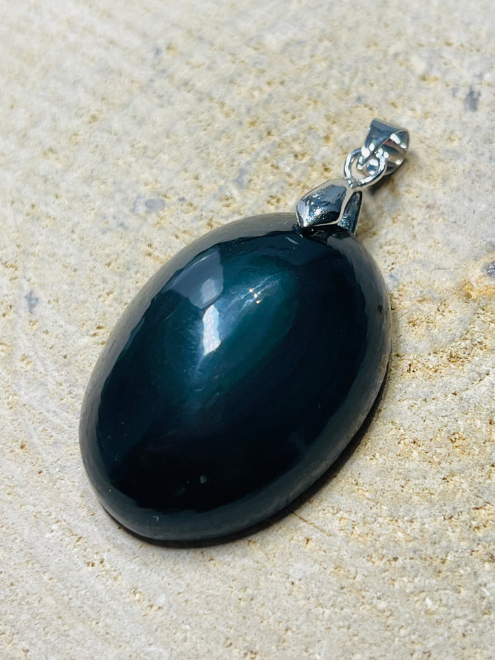 Pendentif serti d'une Obsidienne oeil céleste - les bijoux de Thea 