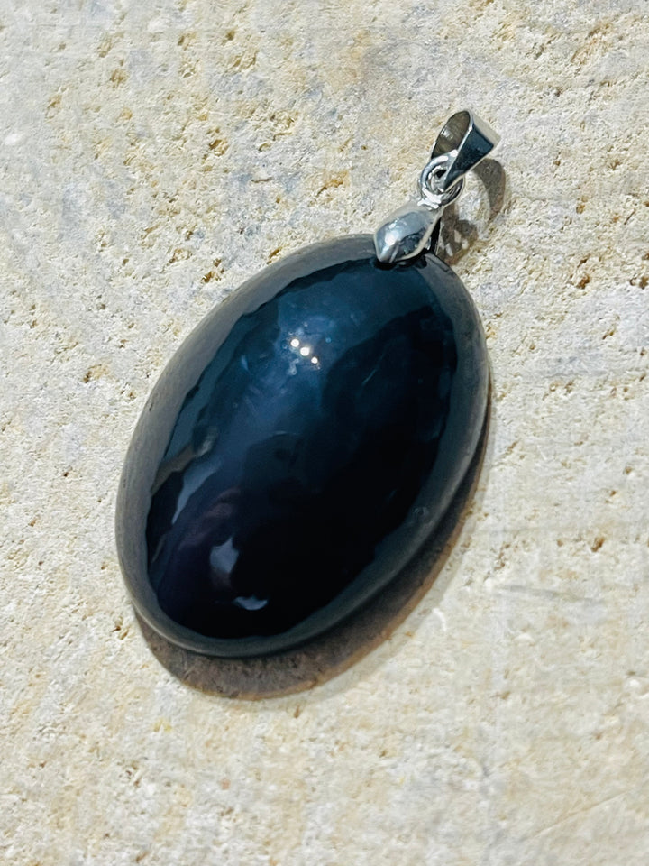 Pendentif serti d'une Obsidienne oeil céleste (2) - les bijoux de Thea
