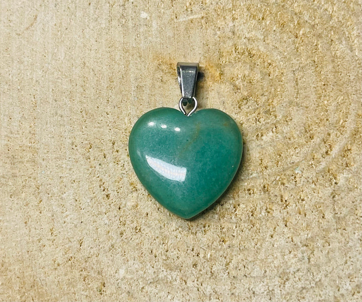 Pendentif en Aventurine verte en forme de cœur - Les bijoux de Théa