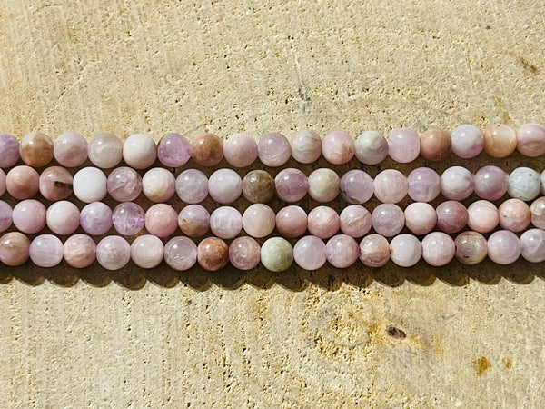 Perles naturelles en Kunzite en 6 mm