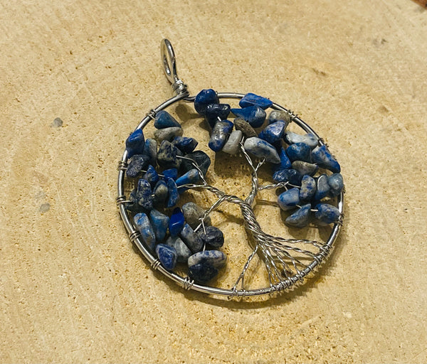 Pendentif en arbre de vie en Lapis lazuli