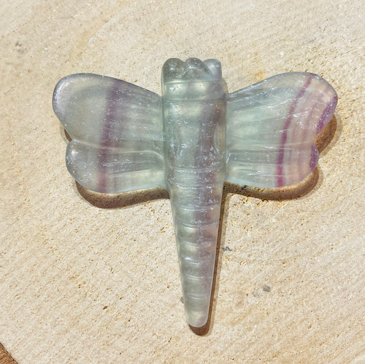 Magnifique Libellule en Fluorite verte - les bijoux de Thea 