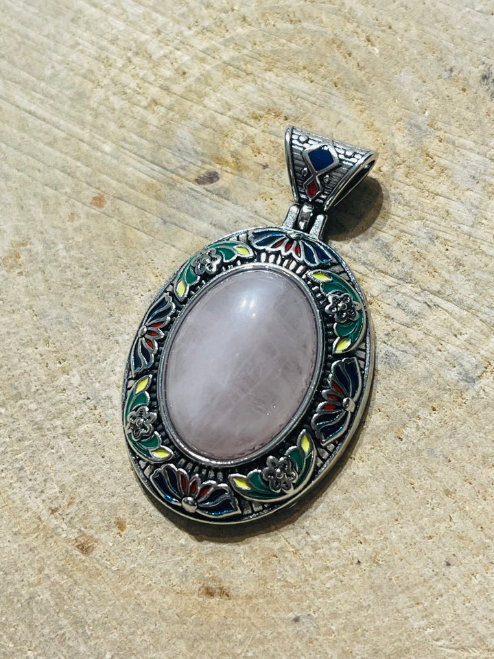 Pendentif en Quartz rose et en émaux - les bijoux de Thea