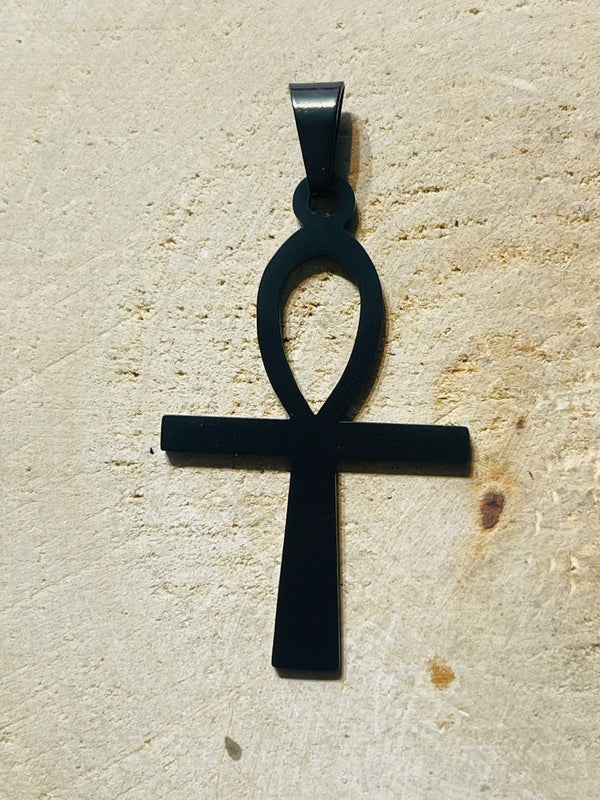 Pendentif Croix Égyptienne noire en acier inoxydable - les bijoux de Thea 