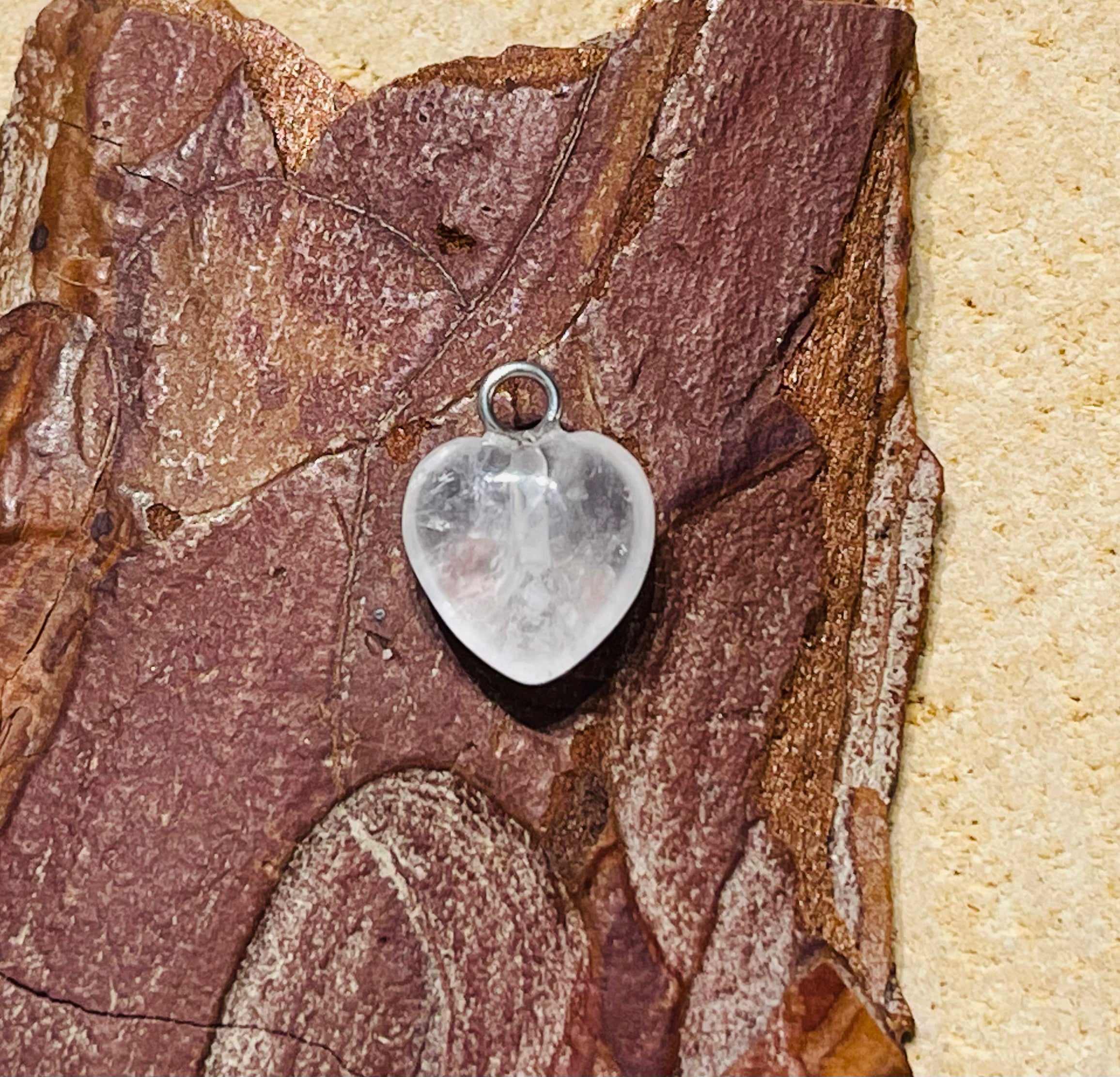 Médaille de communion Art nouveau par Tairac, pendentif Fix en Médaille de communion Art nouveau par Tairac, pendentif Fix en