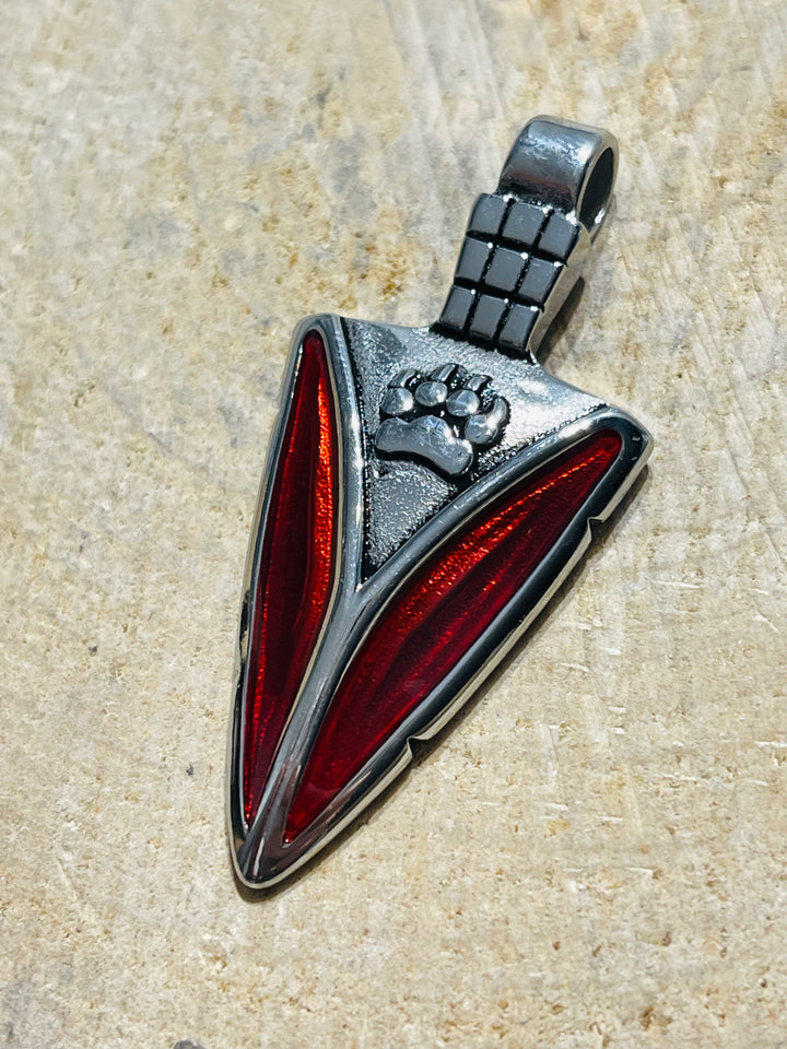 Pendentif représentant une tête de flèche en émail - les bijoux de Thea 