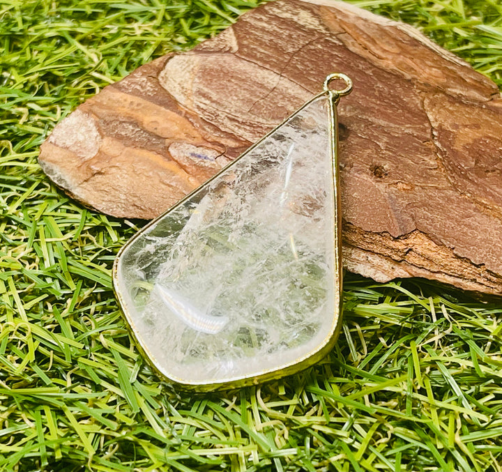 Pendentif / Breloque en Cristal de roche (quartz) - les bijoux de Thea 