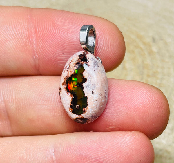 Pendentif en opale du Mexique 