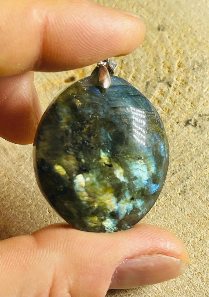 Pendentif Labradorite cabochon au choix - les bijoux de Thea 