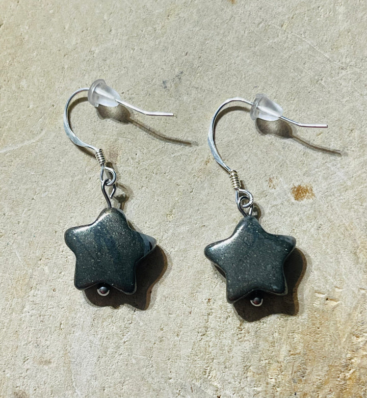 Paire de boucles d’oreilles Etoile en Argent 925 et Pyrite - les bijoux de Thea 