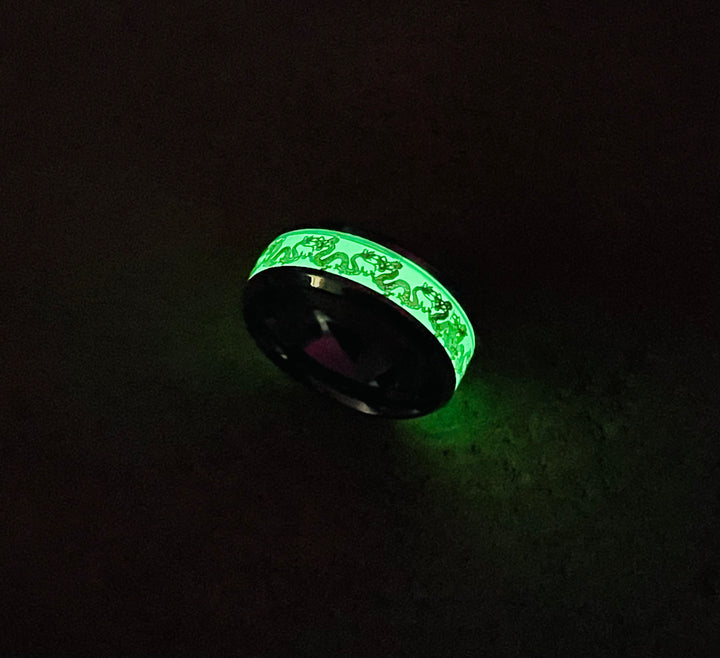 Bague phosphorescente en Acier avec dragon doré, Taille 57 - Les bijoux de Théa