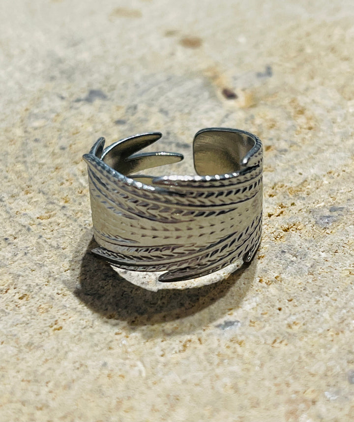 Bague Plume argentée, Taille 55-61 (réglable) - les bijoux de Thea 