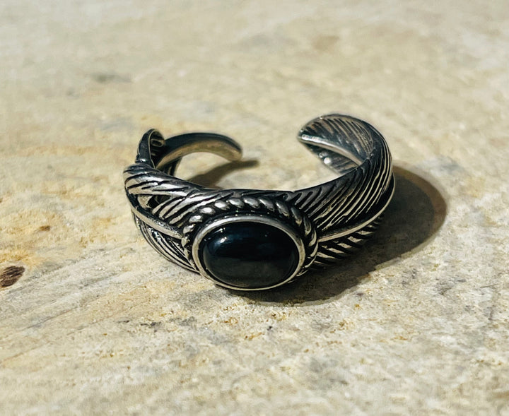 Bague en Hyperstene en forme de plume, Taille réglable - les bijoux de Thea 