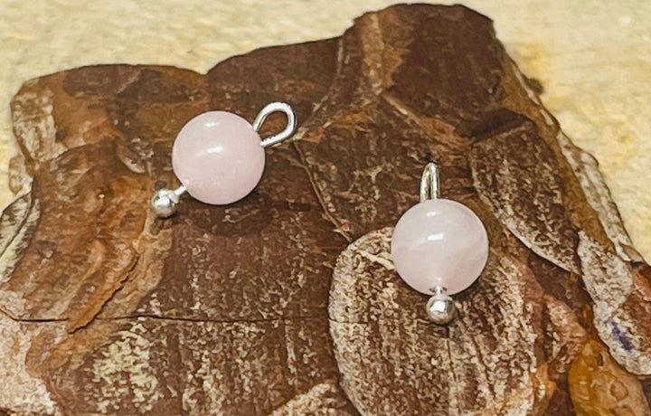 Lot de 5 Breloques en Perles naturelles en Quartz rose en 6 mm - les bijoux de Thea 